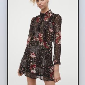 BRAND NEW WITH TAGS H&M Chiffon Floral Ruffle Dress, Size Small